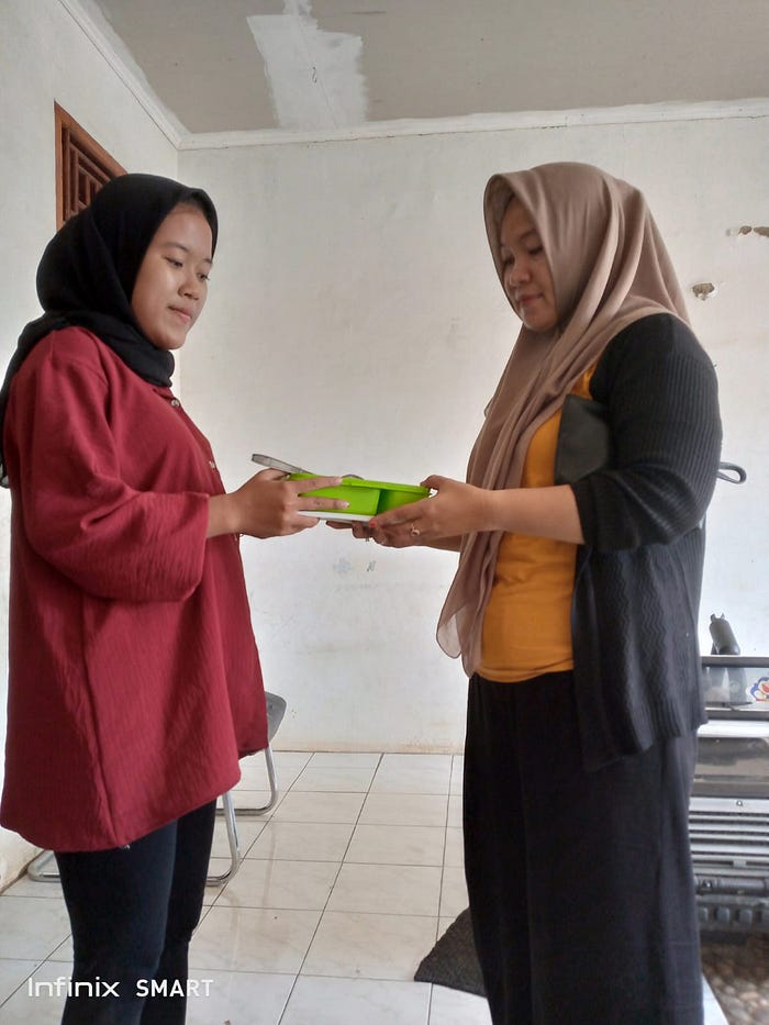 Tim Percepatan Penurunan Stunting Desa Caringin Buka Dapur Sehat atasi Stunting
